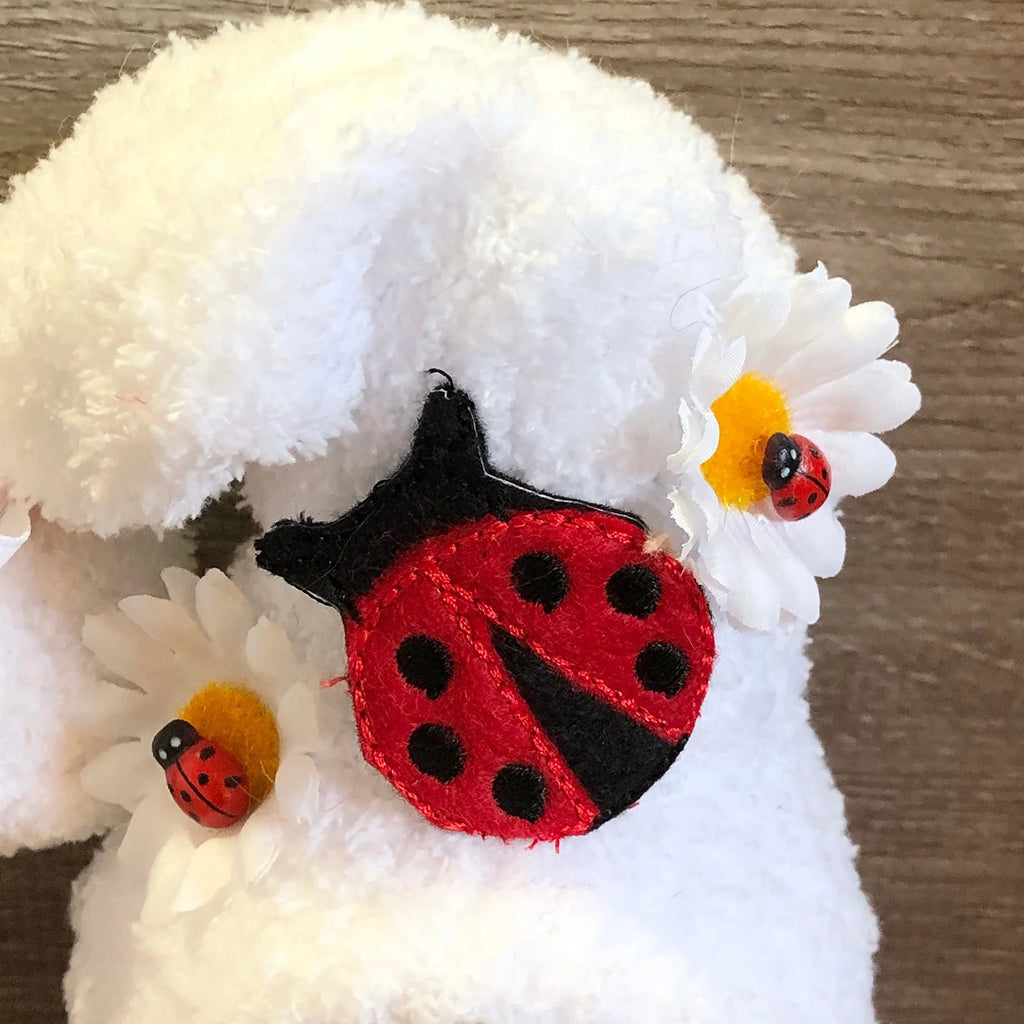 Ladybugs Daisy Gnome Holiday Ornament Doll Decorations H2030