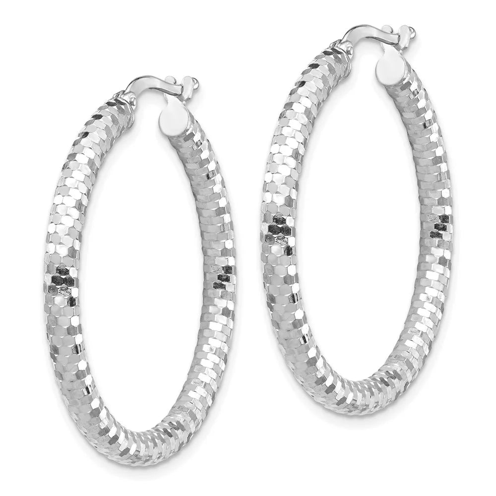 14 Karat White Gold Diamond-cut Hoop Earrings G432