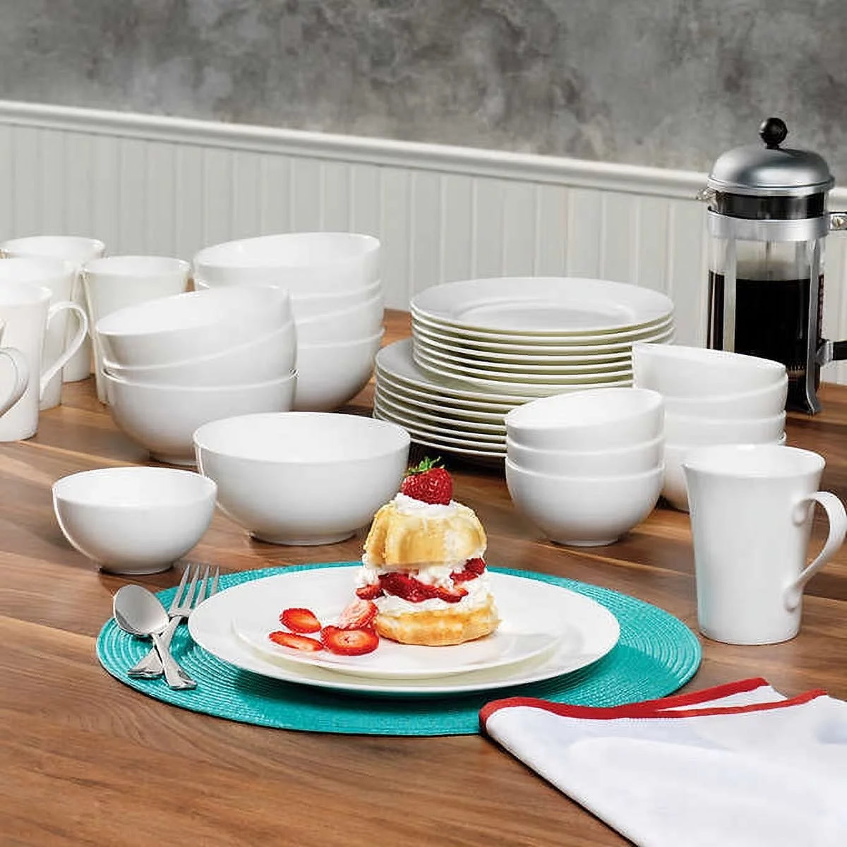 40-piece Bone China Dinnerware Set S5532