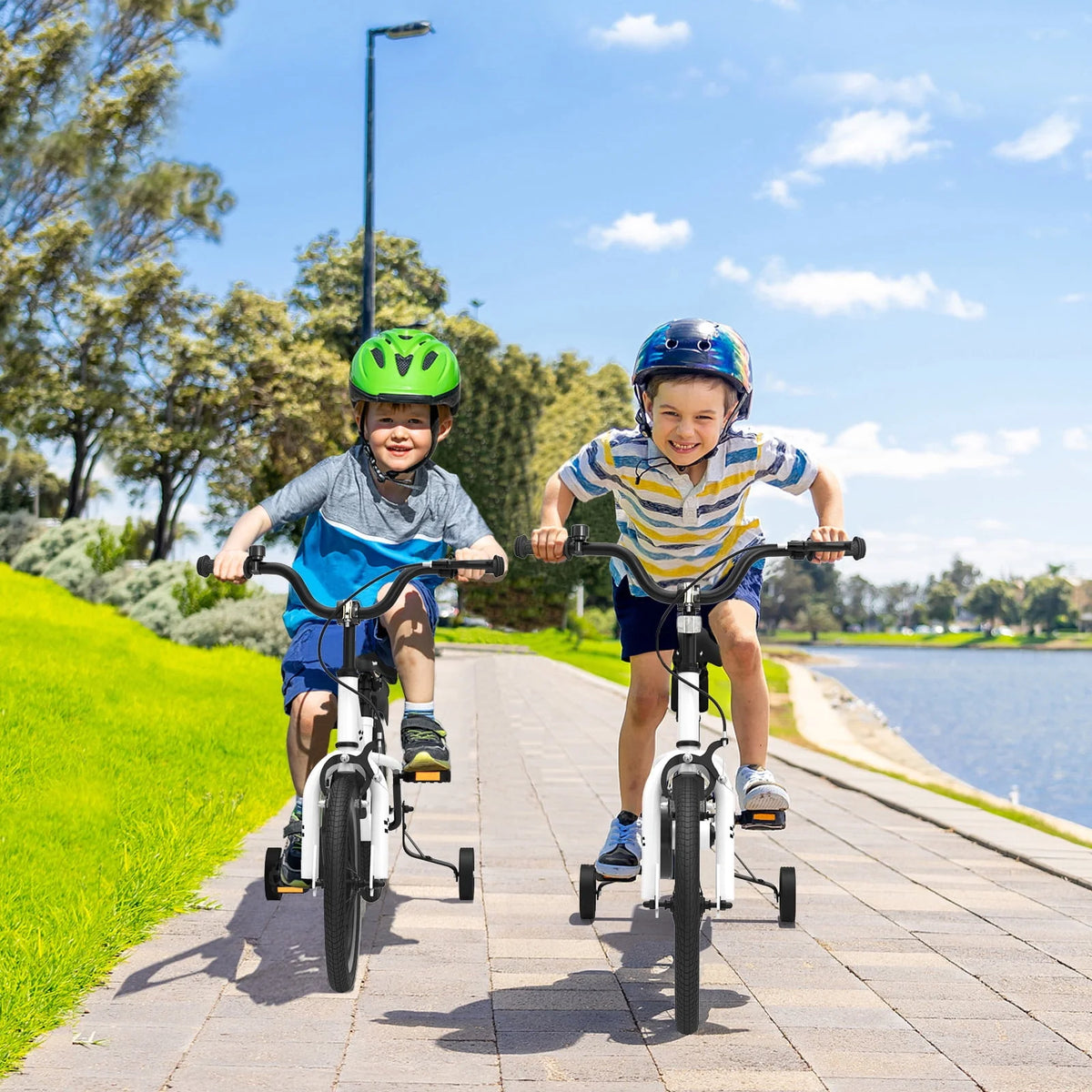 18'' Kid's Bike with Training Wheels & Basket H4650