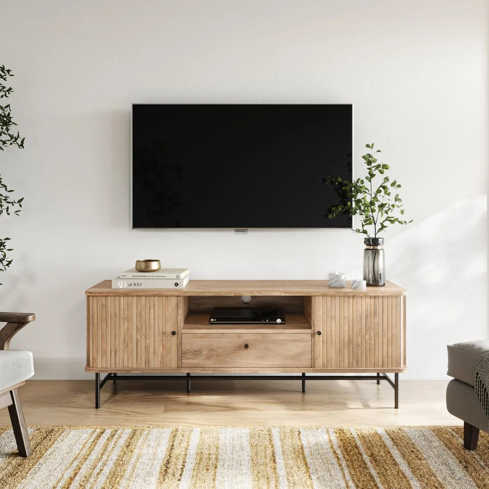 TV Stand / Media Console V8785