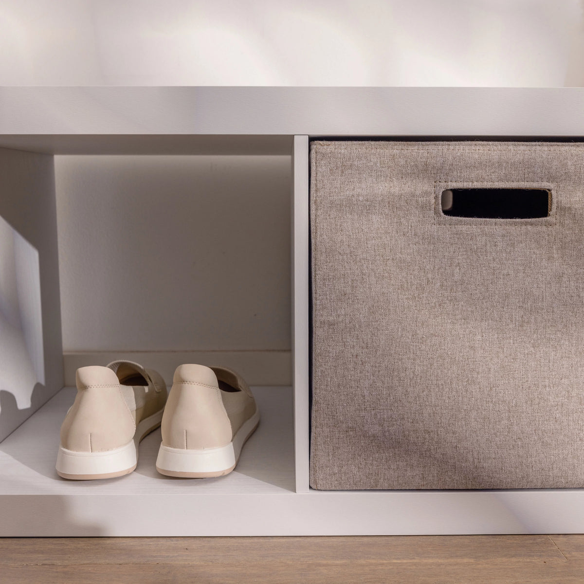 4-Cube Vertical Storage Organizer White T152303