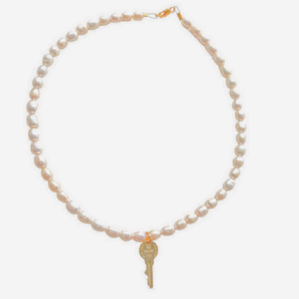 Pearl Necklace P678