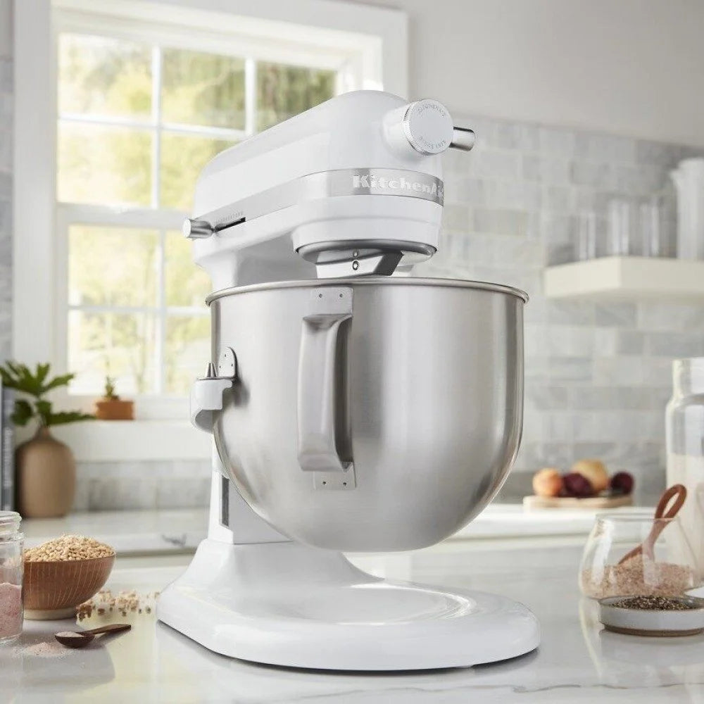 White 7-Quart Bowl-Lift Stand Mixer E5063