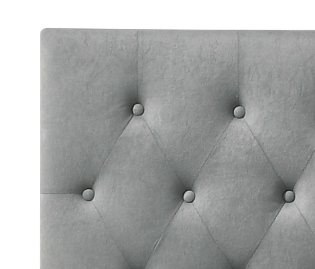 Tufted Bed with USB Power Connection E893078