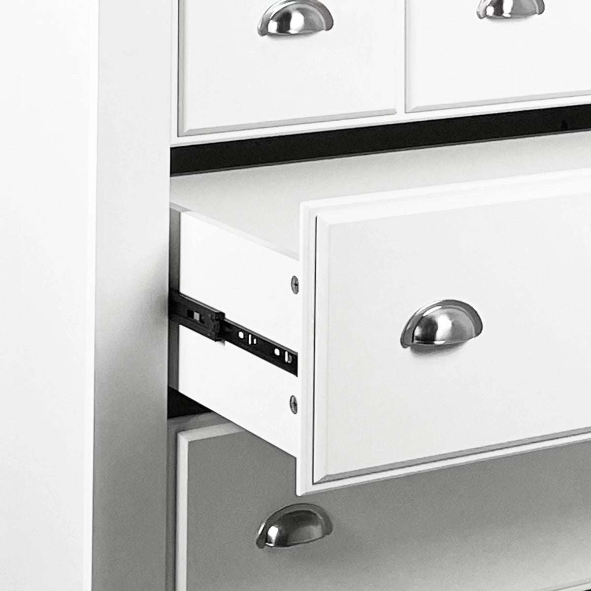 White 4 Drawer Faux Wood Dresser B921228