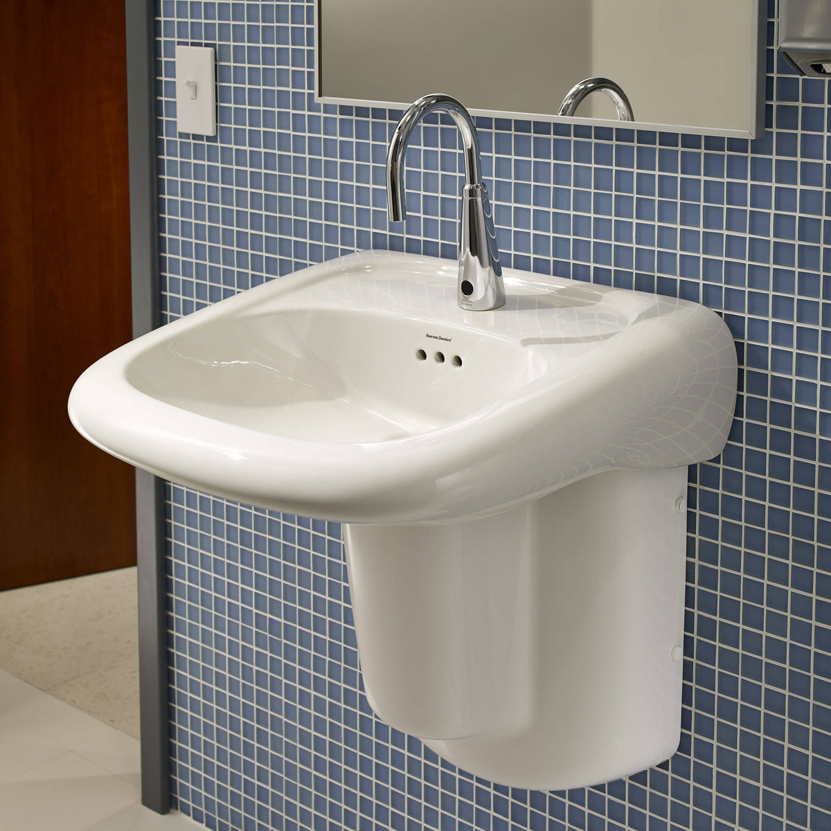 Touchless Bathroom Faucet 1.5 GPM B619