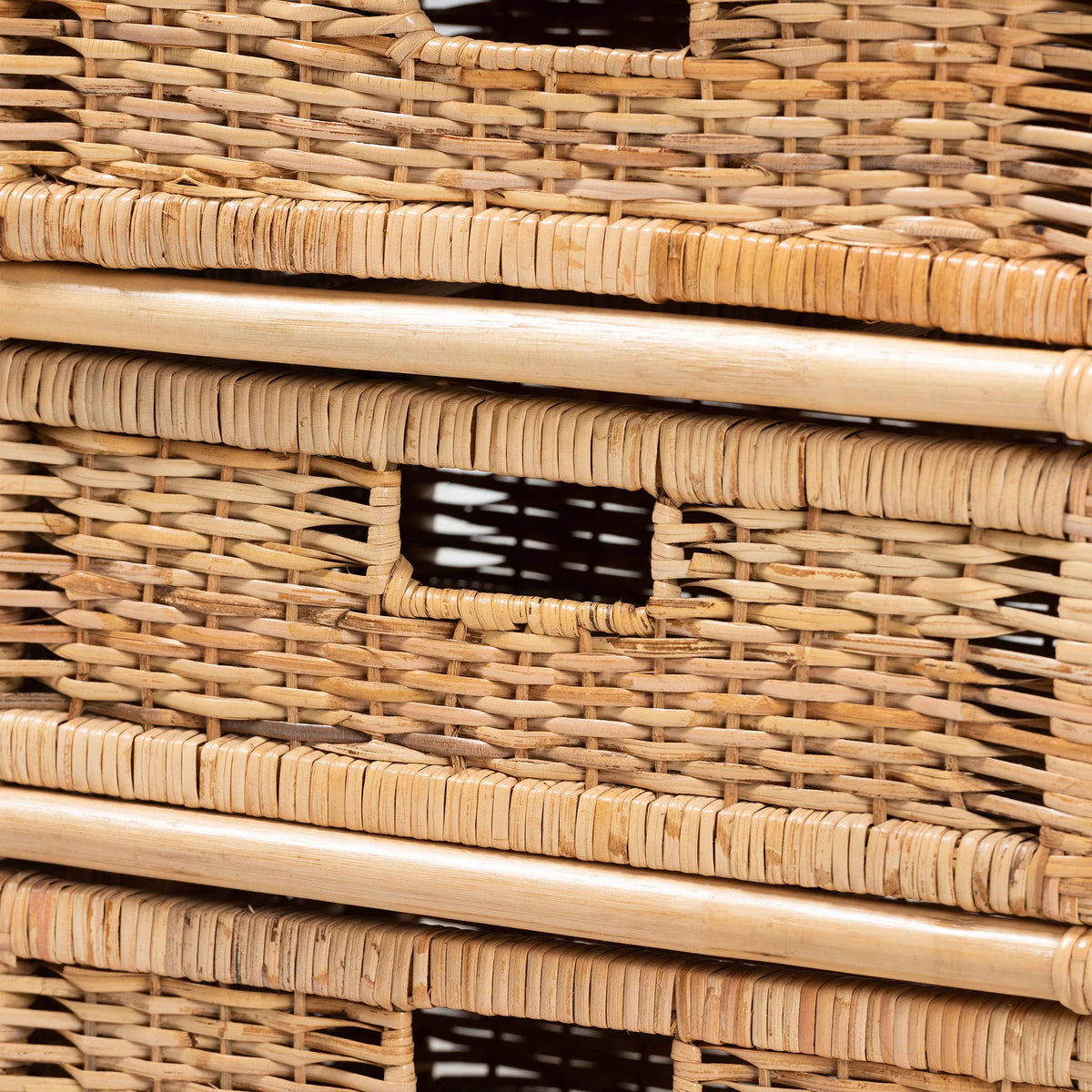 Natural Brown Rattan 6-Drawer Storage Cabinet O443