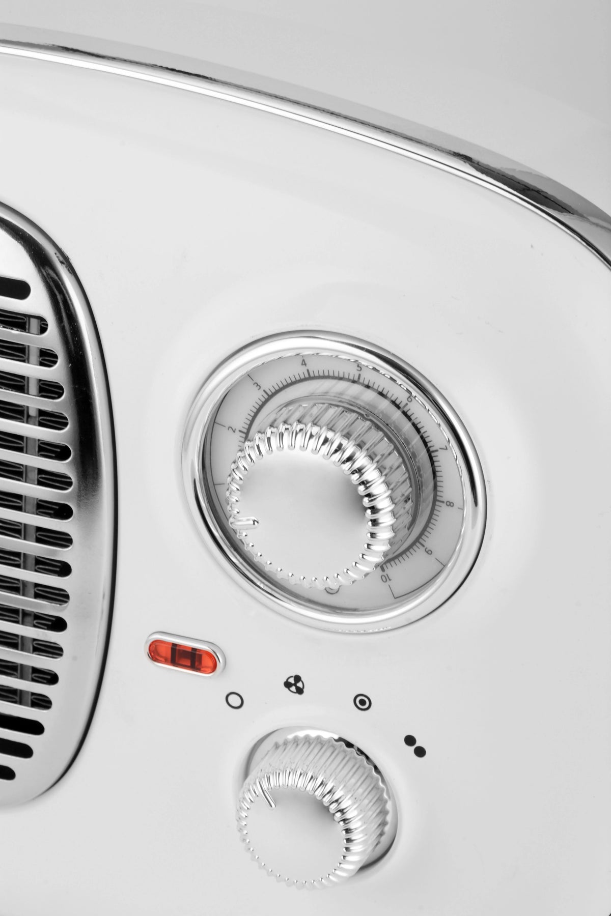 White Retro Heater 1500W Y8092