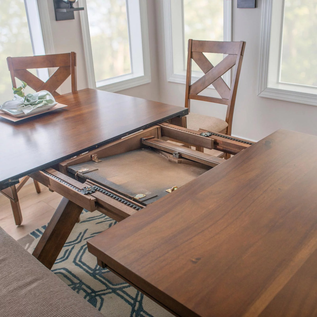 72" Dining Table with Extension Leaf X8080