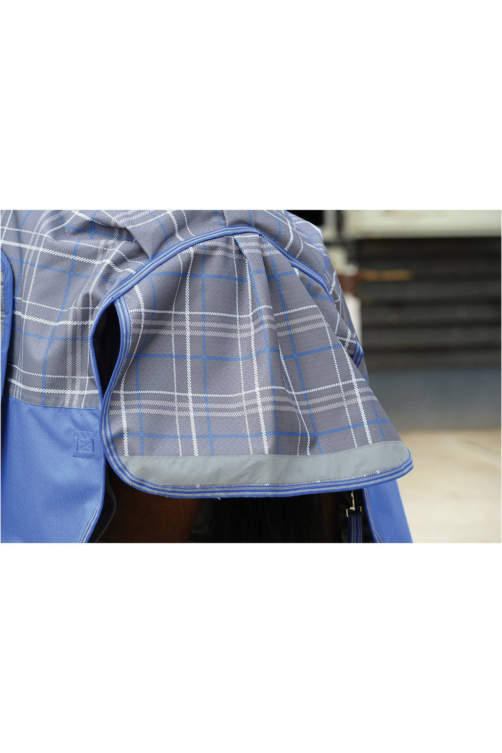 Grey Plaid Detach-A-Neck Medium N5085