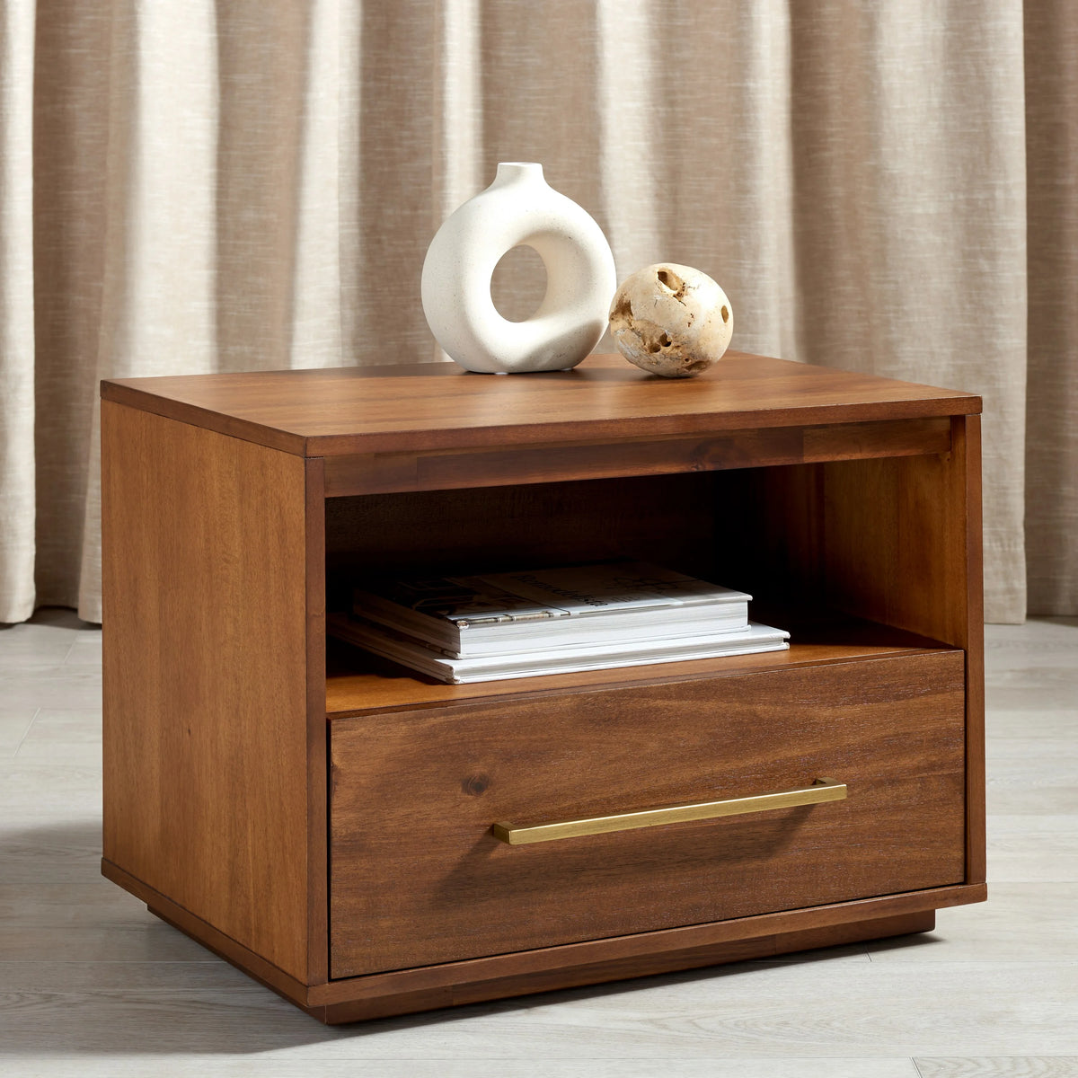 Brown 1 Drawer Nightstand N827321